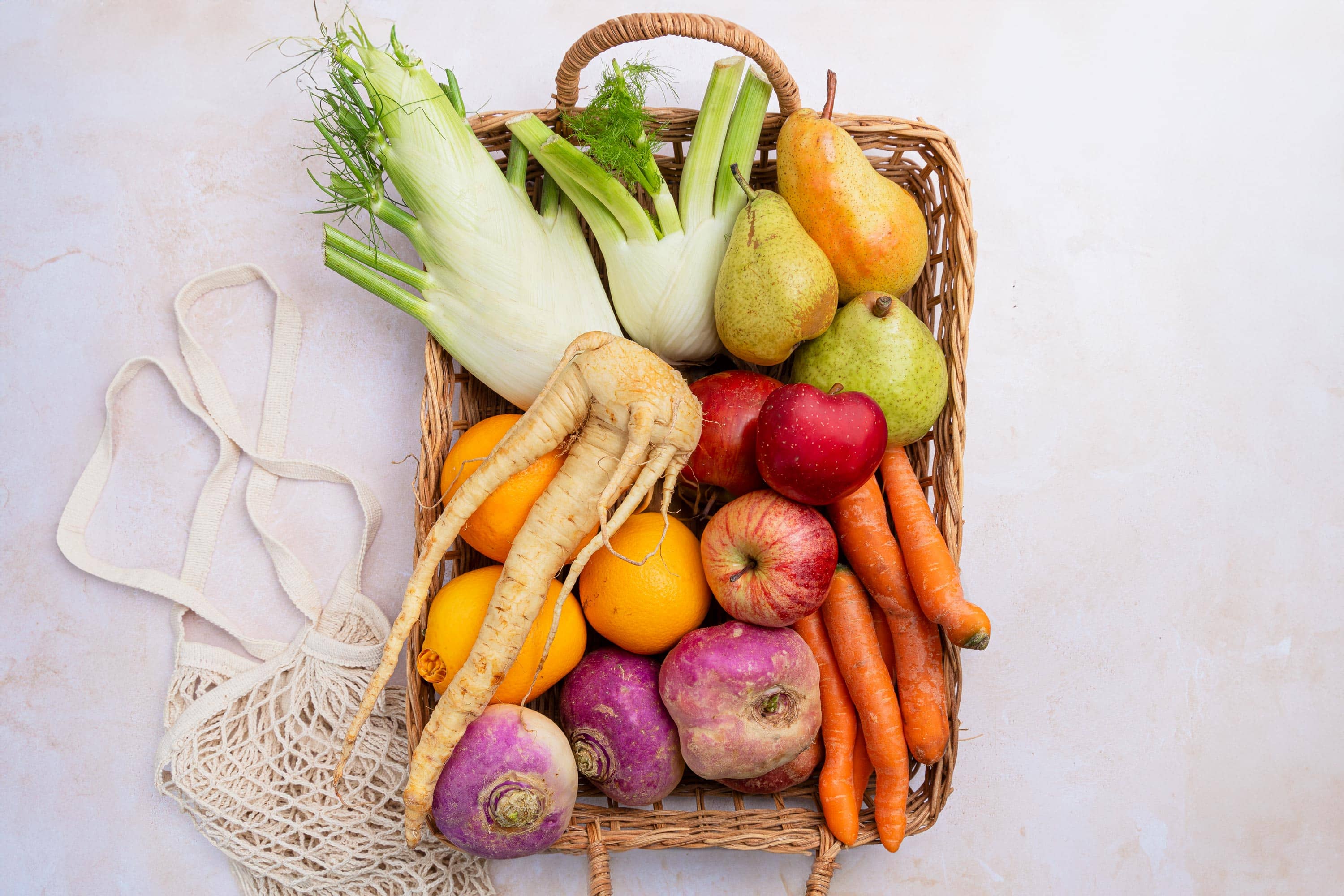 Grand panier de fruits et légumes de saison